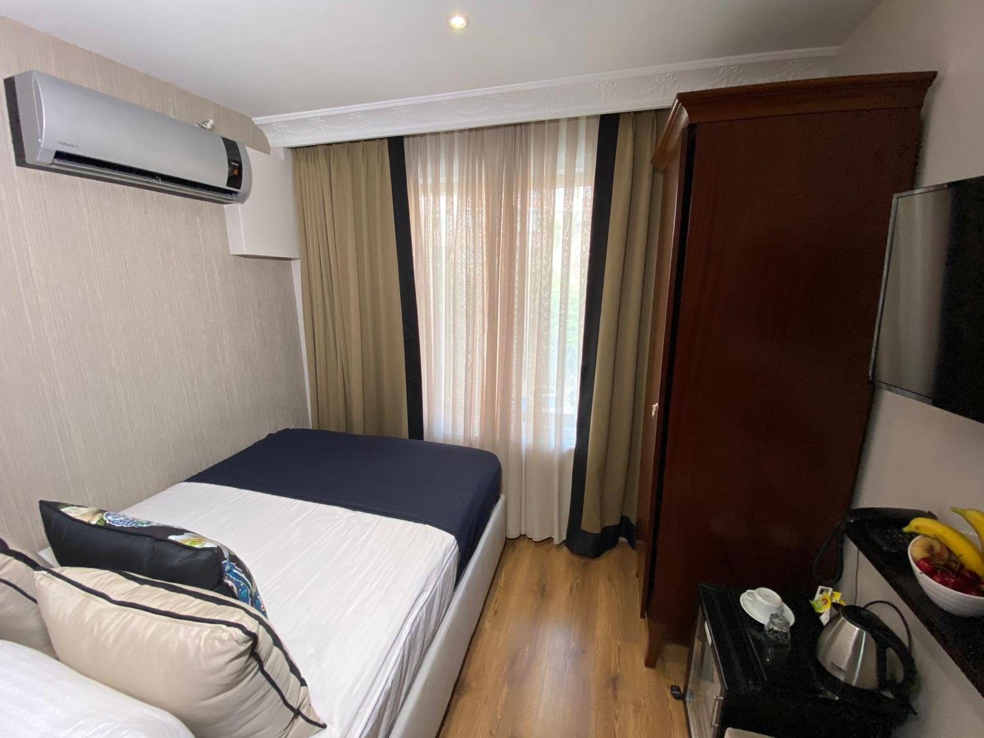 Four Doors Hotel — Photos 3